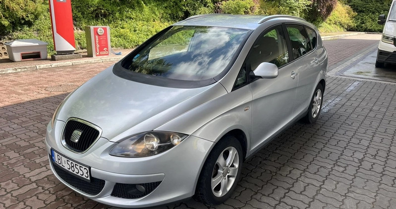 samochody osobowe Seat Altea XL cena 9900 przebieg: 350000, rok produkcji 2009 z Radzyń Podlaski